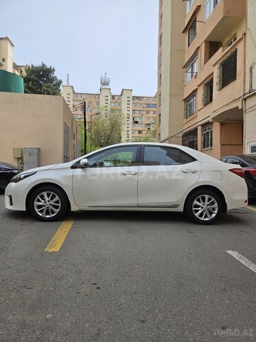 Toyota Corolla 2014, 275,000 km - 1.6 l - Bakı