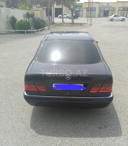 Mercedes E 240 1995, 220,000 km - 2.4 л - Bakı
