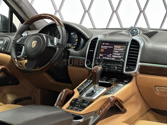 Porsche Cayenne Turbo 2011, 220,000 km - 4.8 л - Bakı