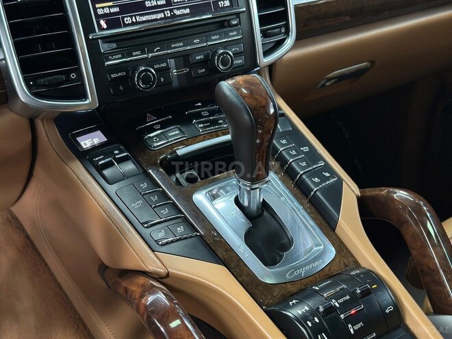 Porsche Cayenne Turbo 2011, 220,000 km - 4.8 л - Bakı
