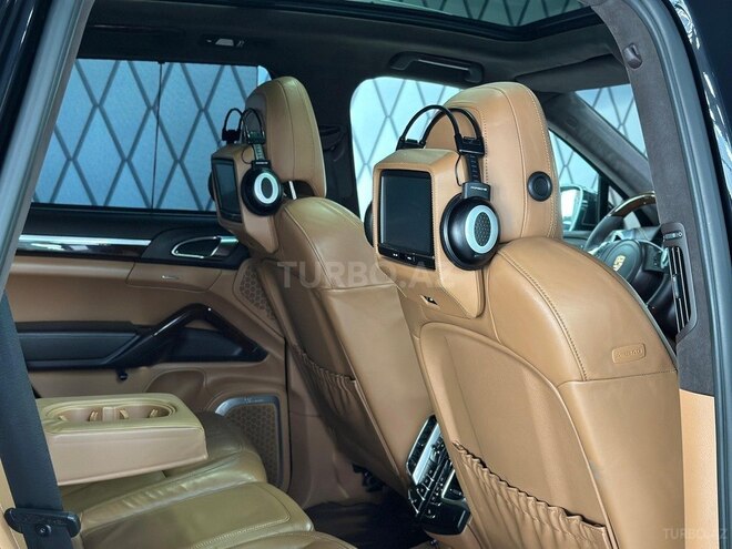 Porsche Cayenne Turbo 2011, 220,000 km - 4.8 л - Bakı