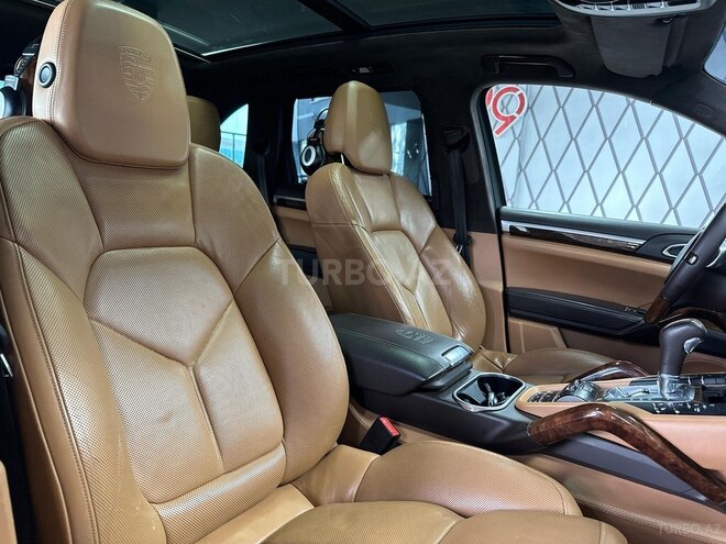 Porsche Cayenne Turbo 2011, 220,000 km - 4.8 л - Bakı