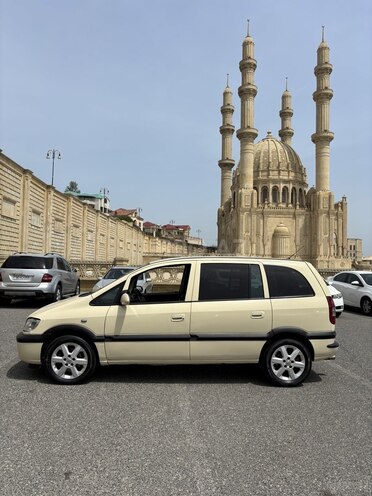 Opel Zafira 2005, 282,000 km - 2.0 l - Bakı