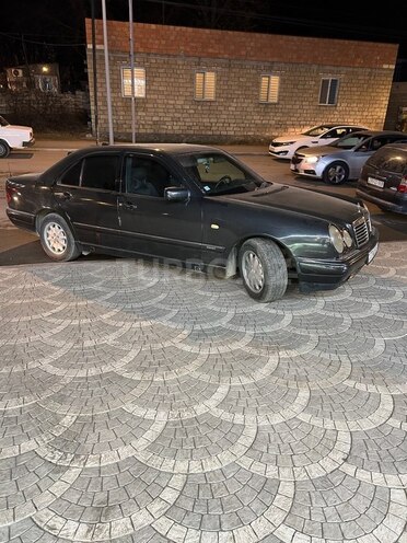 Mercedes E 300 d 1996, 399,999 km - 3.0 л - Gəncə