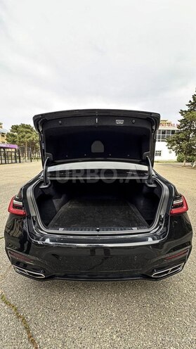 BMW 740 2017, 276,000 km - 3.0 л - Sumqayıt
