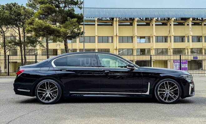 BMW 740 2017, 276,000 km - 3.0 л - Sumqayıt