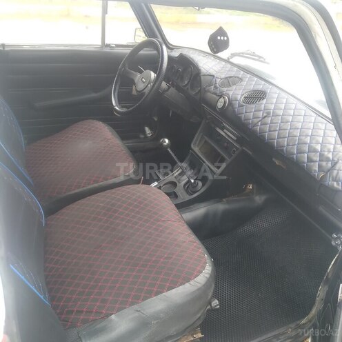LADA (VAZ) 2106 1984, 84,500 km - 1.5 l - Salyan