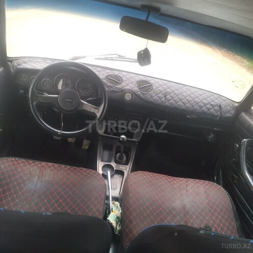 LADA (VAZ) 2106 1984, 84,500 km - 1.5 l - Salyan