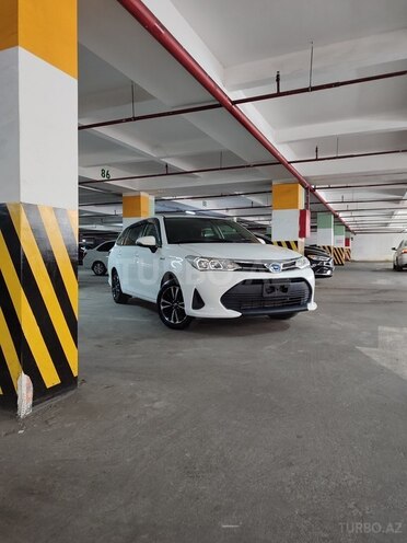 Toyota Corolla Fielder 2017, 110,000 km - 1.5 л - Bakı