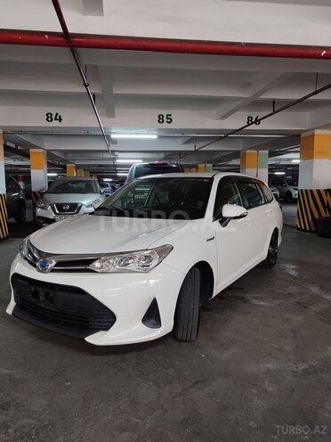 Toyota Corolla Fielder 2017, 110,000 km - 1.5 л - Bakı