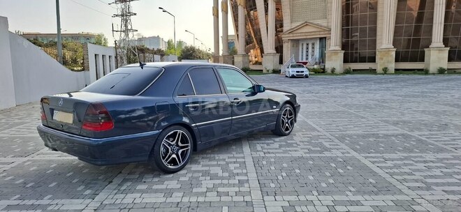 Mercedes C 180 1999, 286,000 km - 1.8 л - Bakı