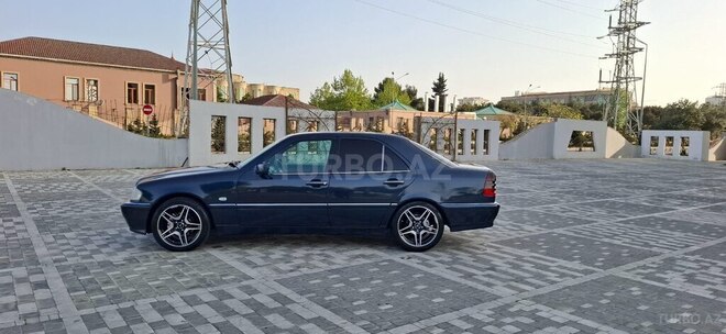 Mercedes C 180 1999, 286,000 km - 1.8 л - Bakı