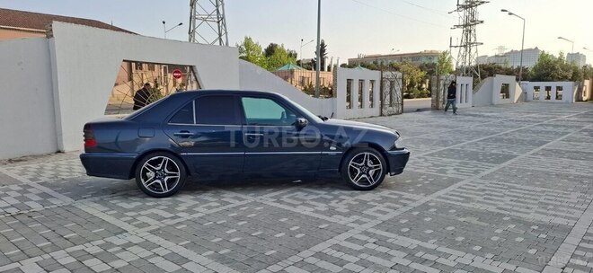 Mercedes C 180 1999, 286,000 km - 1.8 л - Bakı