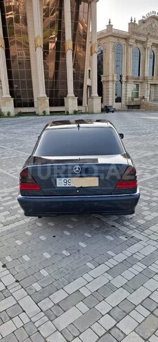 Mercedes C 180 1999, 286,000 km - 1.8 л - Bakı