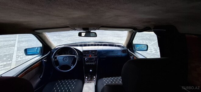 Mercedes C 180 1999, 286,000 km - 1.8 л - Bakı
