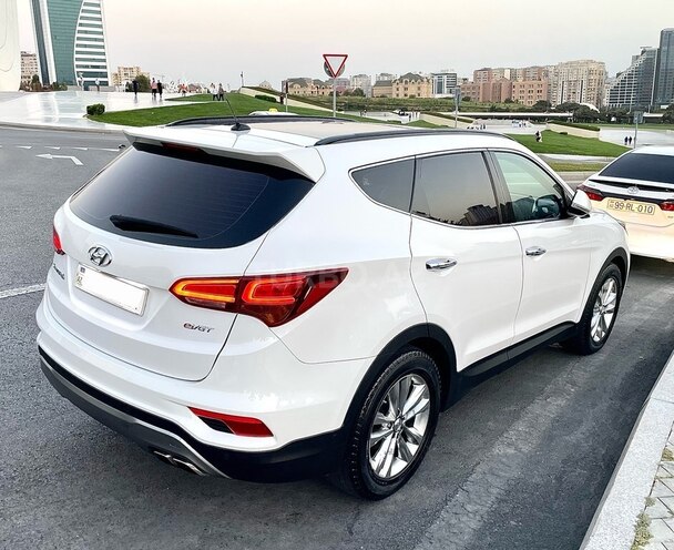 Hyundai Santa Fe 2015, 157,000 km - 2.0 л - Bakı