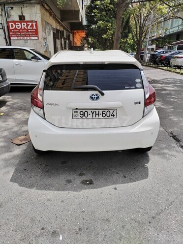Toyota Aqua 2016, 94,000 km - 1.5 l - Bakı