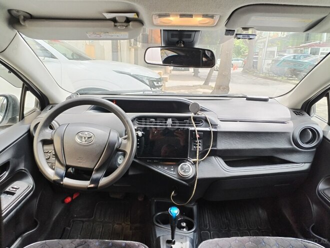 Toyota Aqua 2016, 94,000 km - 1.5 l - Bakı