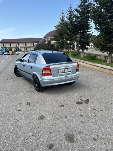Opel Astra 2001, 210,290 km - 1.6 l - Qusar