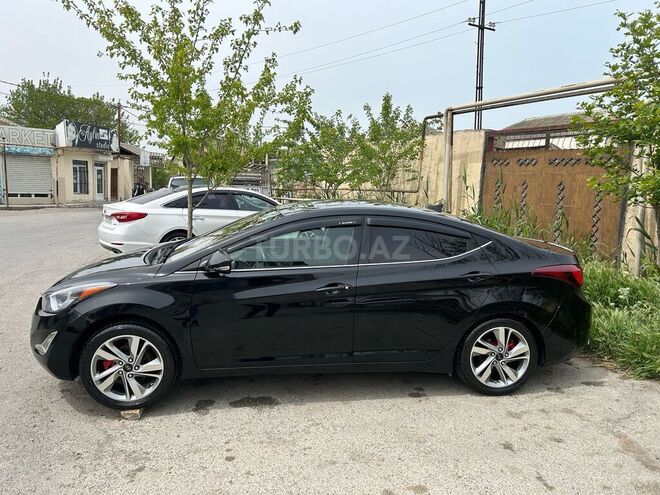 Hyundai Elantra 2015, 130,000 km - 1.8 l - Bakı