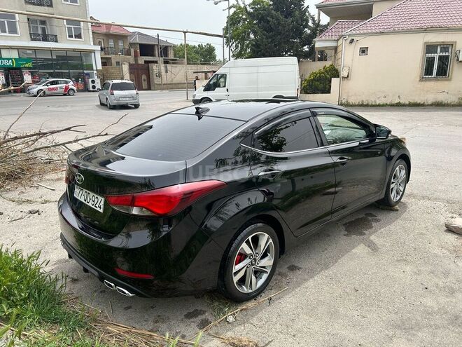Hyundai Elantra 2015, 130,000 km - 1.8 l - Bakı
