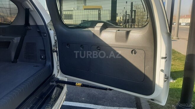 Toyota Land Cruiser Prado 2011, 125,000 km - 2.7 l - Bakı