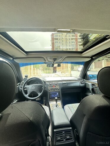 Mercedes E 240 1997, 323,000 km - 2.4 l - Bakı