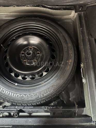 Mercedes E 240 1997, 323,000 km - 2.4 l - Bakı