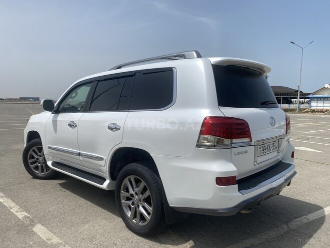 Lexus LX 570 2011, 215,000 km - 5.7 l - Bakı