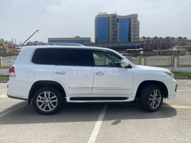 Lexus LX 570 2011, 215,000 km - 5.7 l - Bakı