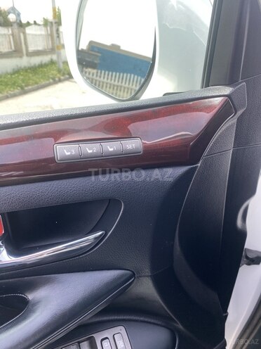 Lexus LX 570 2011, 215,000 km - 5.7 l - Bakı