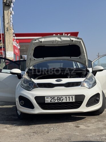 Kia Rio 2013, 260,000 km - 1.4 l - Gəncə