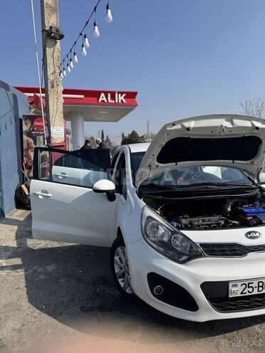 Kia Rio 2013, 260,000 km - 1.4 l - Gəncə