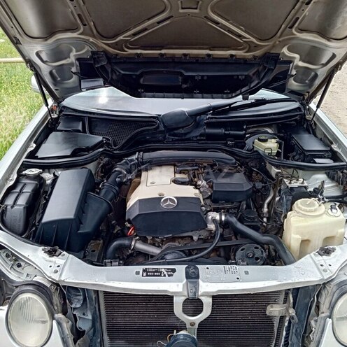 Mercedes E 200 1988, 234,815 km - 2.0 l - Goranboy