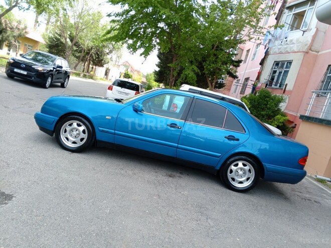 Mercedes E 200 1997, 375,000 km - 2.0 l - Sumqayıt