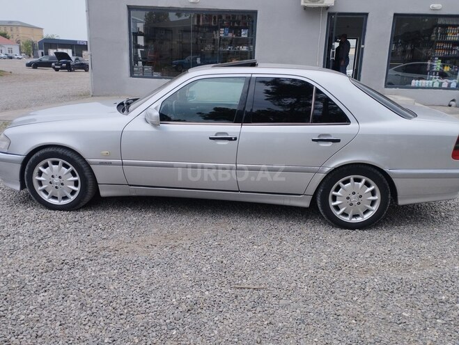 Mercedes C 240 1999, 250,000 km - 2.4 l - Ağcabədi