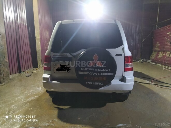 Mitsubishi Pajero io 2000, 300,000 km - 1.8 л - Bakı