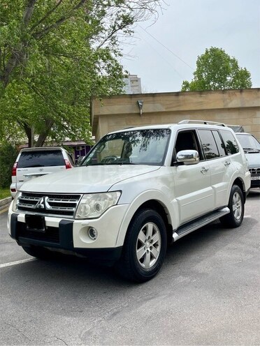 Mitsubishi Pajero 2007, 275,000 km - 3.0 л - Bakı