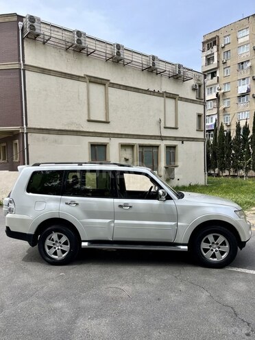 Mitsubishi Pajero 2007, 275,000 km - 3.0 л - Bakı
