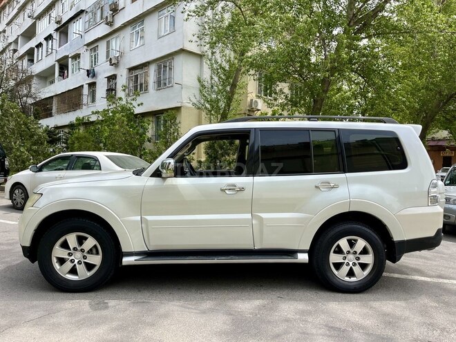 Mitsubishi Pajero 2007, 275,000 km - 3.0 л - Bakı