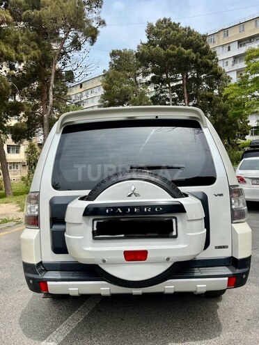 Mitsubishi Pajero 2007, 275,000 km - 3.0 л - Bakı