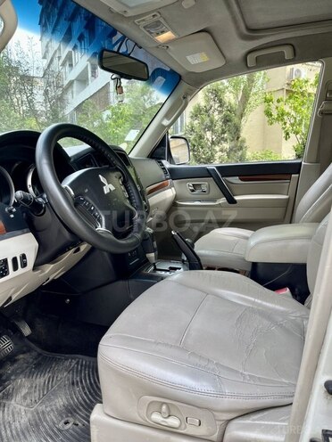 Mitsubishi Pajero 2007, 275,000 km - 3.0 л - Bakı