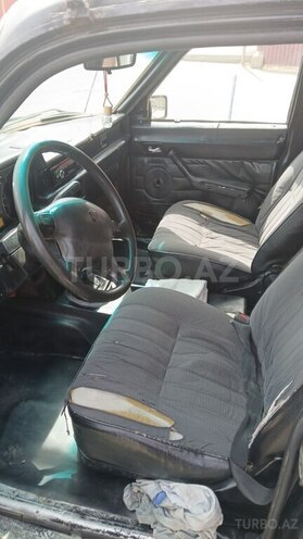 GAZ 3102 1993, 350,000 km - 2.4 l - Qusar