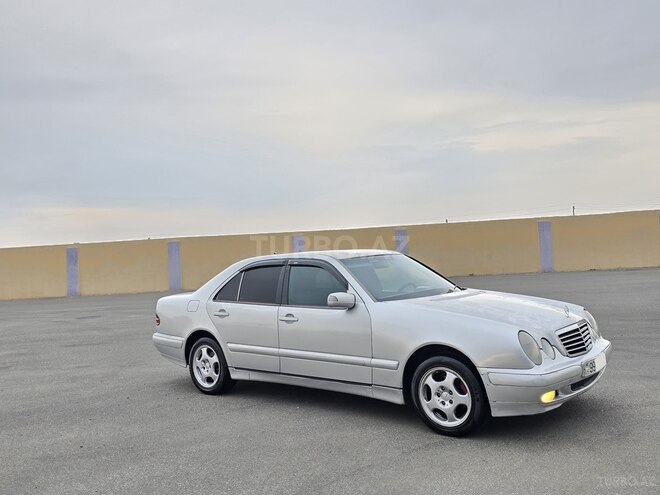 Mercedes E 220 d 1998, 500,285 km - 2.2 л - İmişli