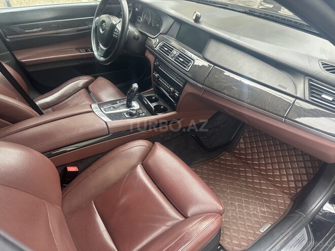 BMW 750 2011, 219,000 km - 4.4 l - Bakı