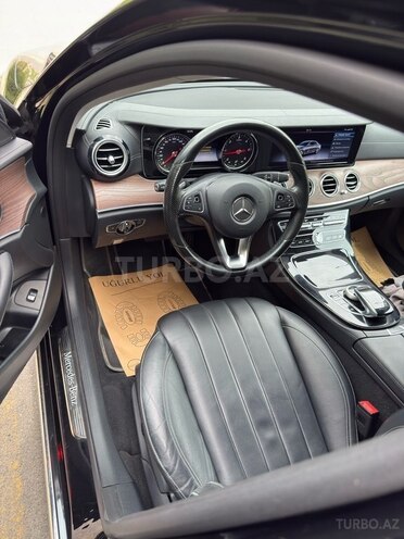 Mercedes E 220 d 2016, 217,000 km - 2.0 л - Bakı