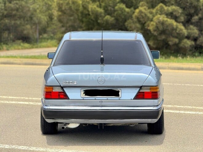Mercedes E 200 1993, 280,000 km - 2.0 l - Bakı