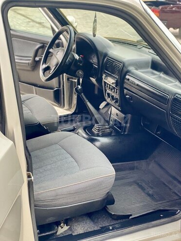 GAZ 31105 2005, 213,140 km - 2.3 l - Qazax