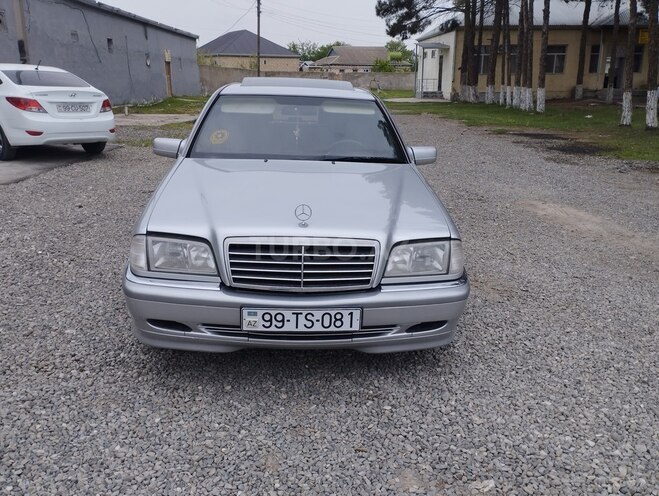 Mercedes C 240 1999, 250,000 km - 2.4 l - Ağcabədi