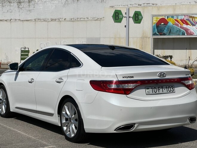 Hyundai Grandeur-2